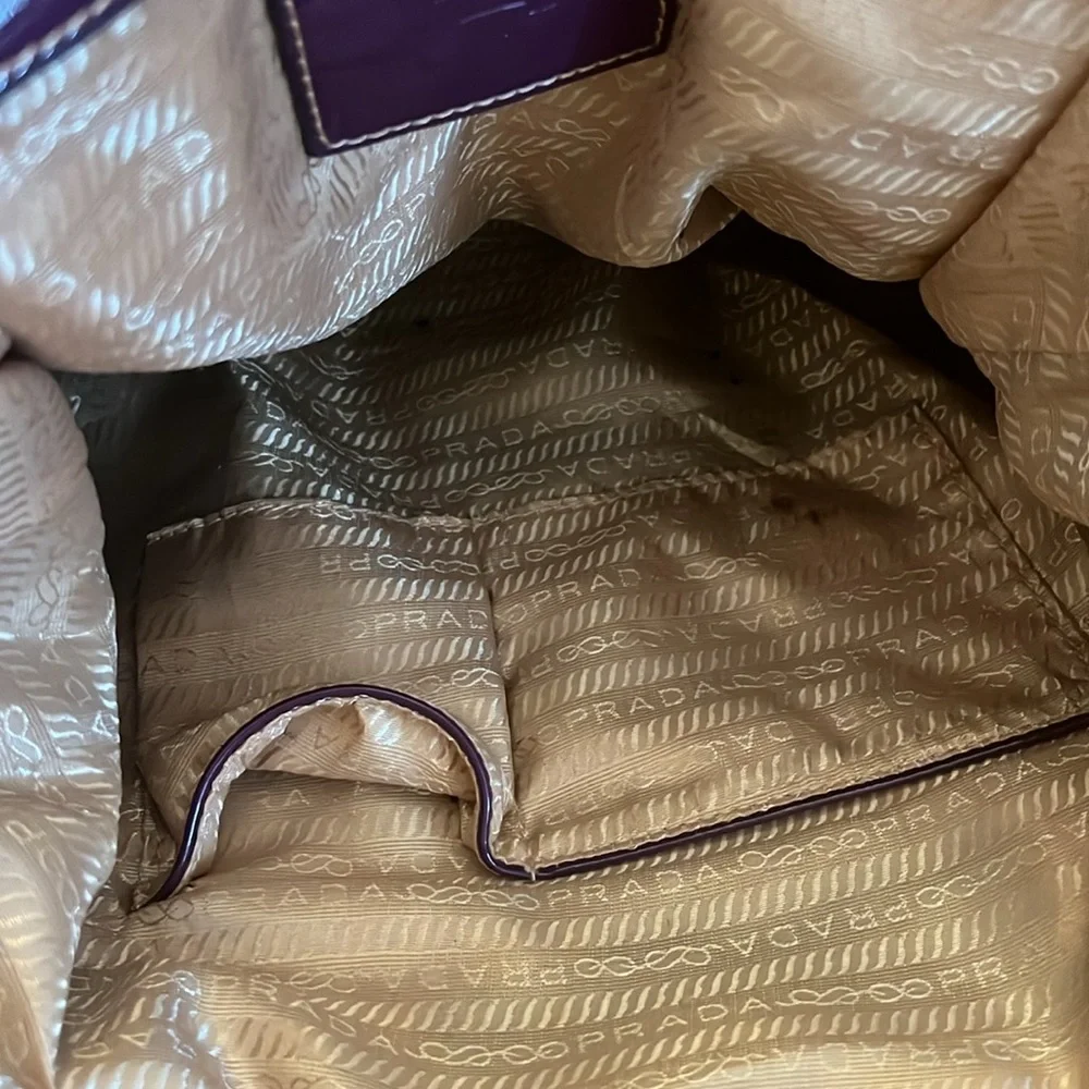 PRADA Tessuto Purple W/Patent Leather Detail Shoulderbag - Picture 8 of 10